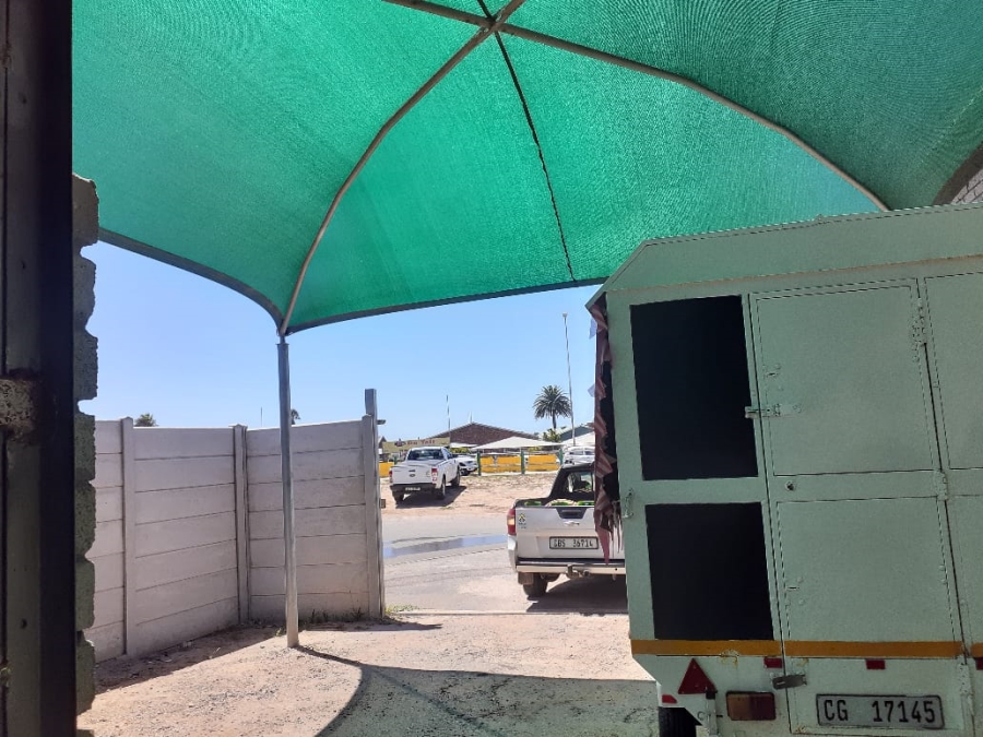 Commercial Property for Sale in Voorbaai Western Cape